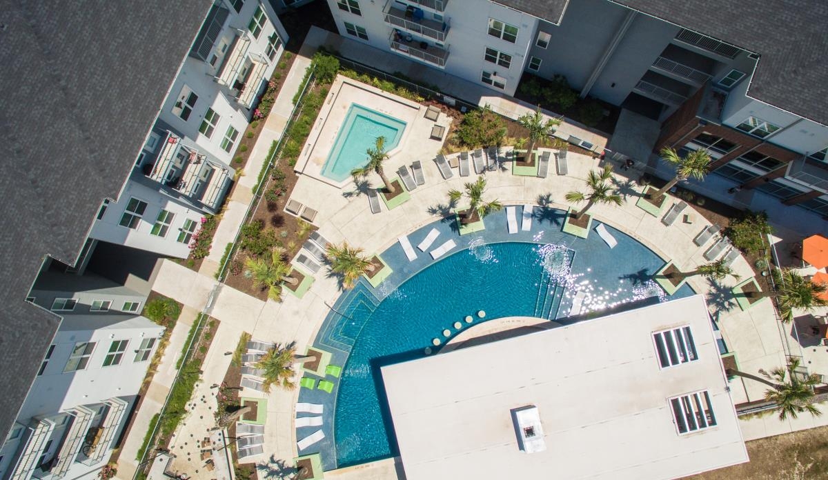 The Lux - View 3